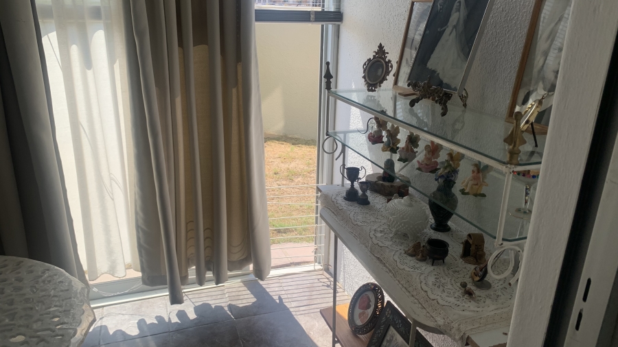 2 Bedroom Property for Sale in Greenways Golf Estate Western Cape